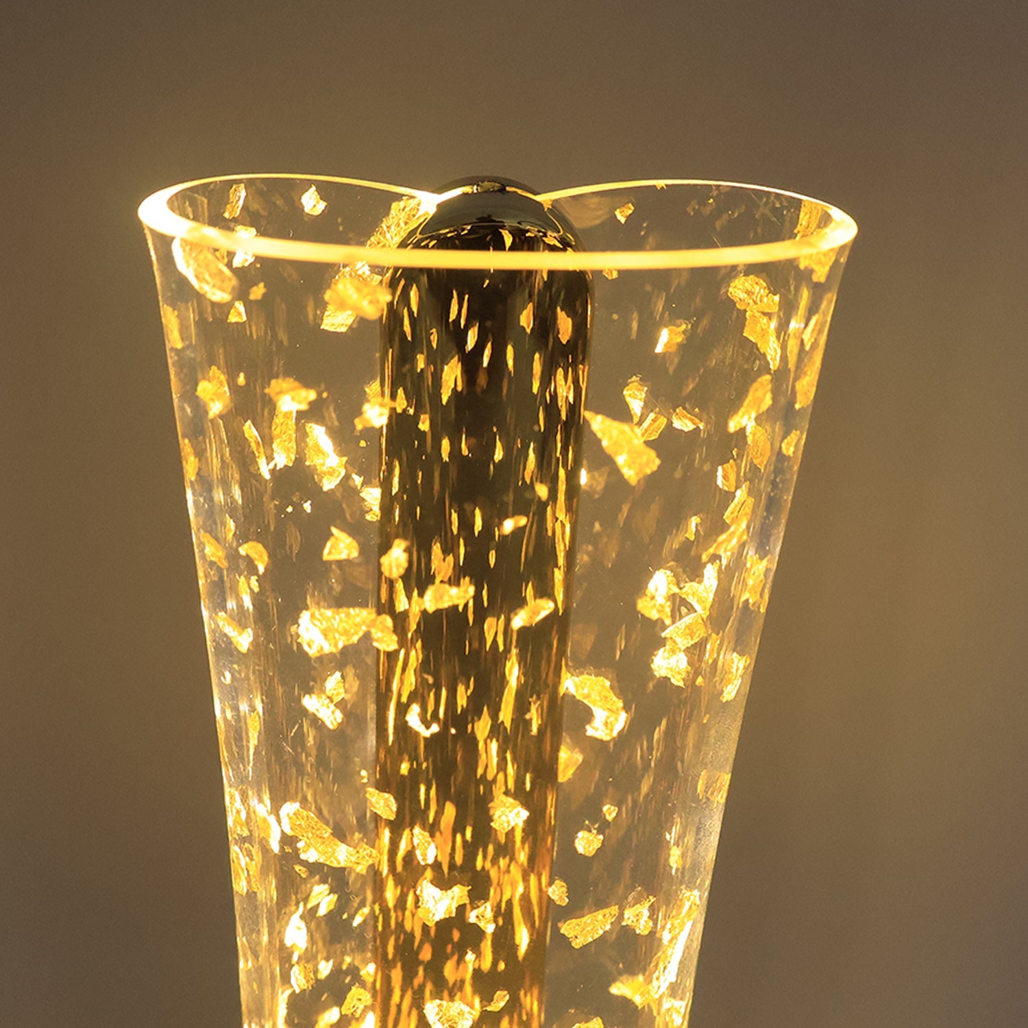 Luxury Golden Crystal LED Table Lamp (1 Pc) Luxury Golden Crystal LED Table Lamp (1 Pc)